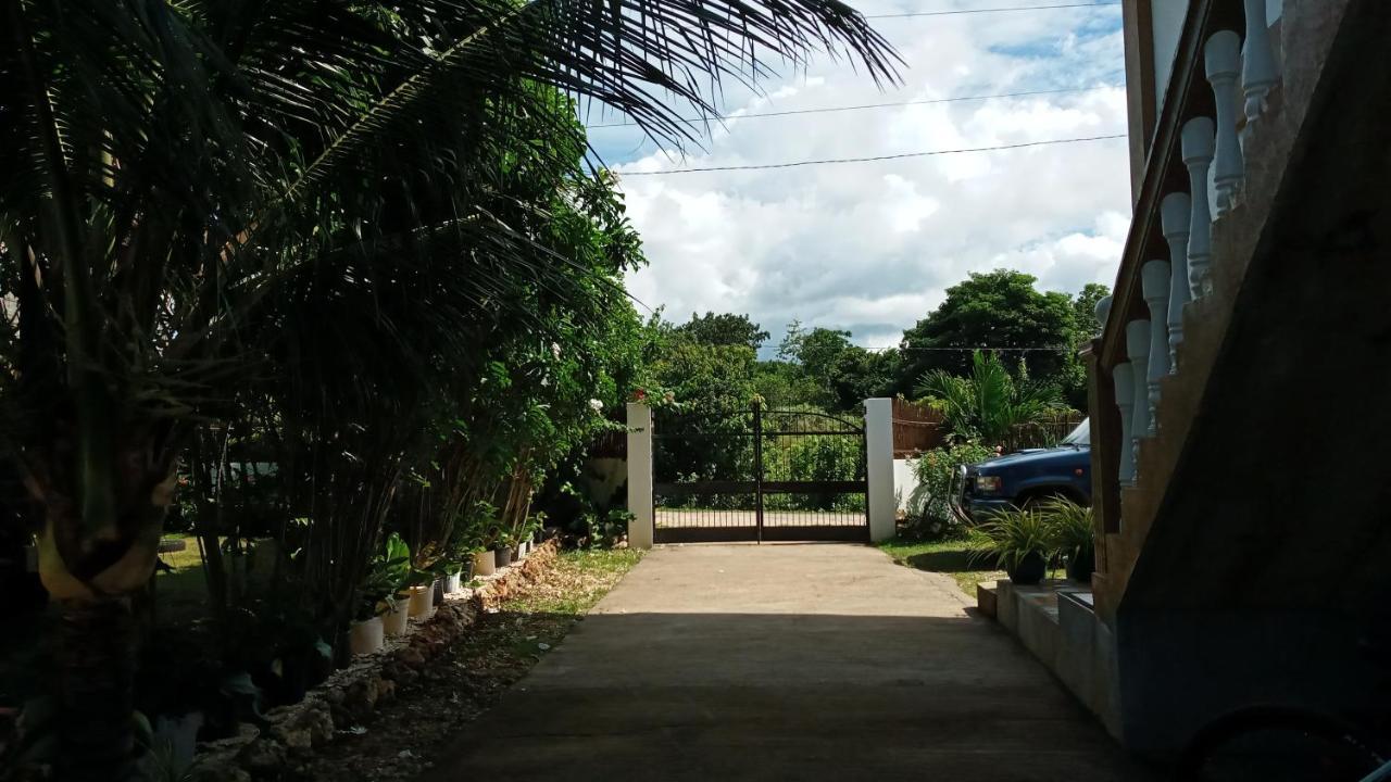 Casa James Apartment, Rooms , Pool And Restaurant 锡基霍尔 外观 照片